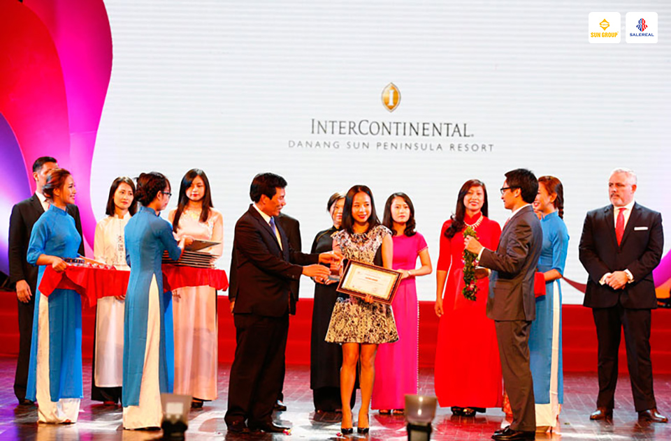 giai thuomg intercontinental danang sun penisula ressort